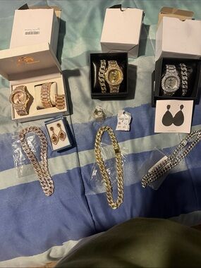3X CR Unisex Crystal-Accent Watch & Jewelry Set in Gold, Rose Gold & Silver